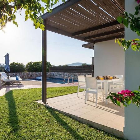 Οssiano Pool Villas Haraki Esterno foto